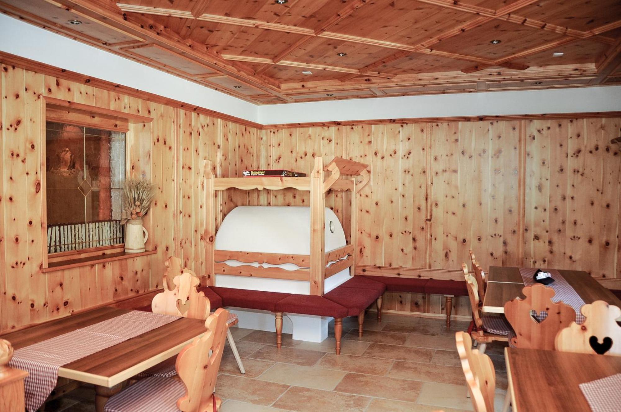 קוללבו Berghotel Zum Zirm מראה חיצוני תמונה
