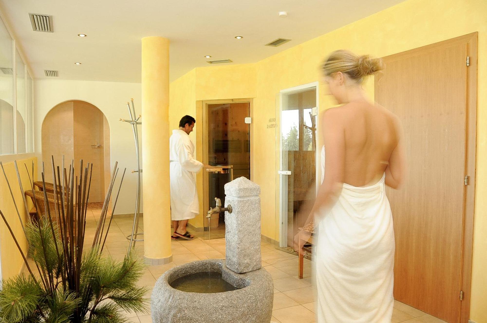 קוללבו Berghotel Zum Zirm מראה חיצוני תמונה